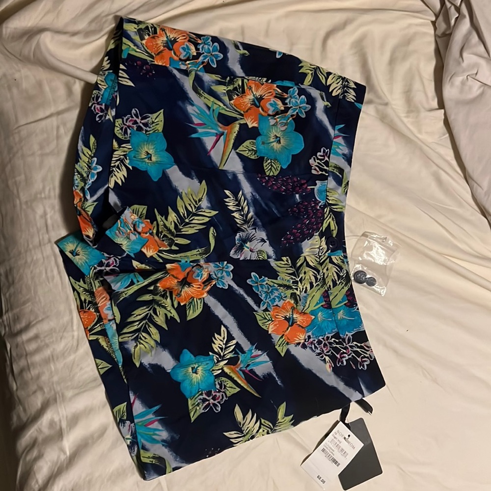 Trouve Tropical Shorts